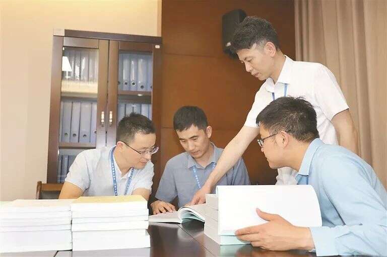 kaiyun体育官方网站揭开以贷谋利“隐身衣”!严查以借贷为名利益输送(图1)