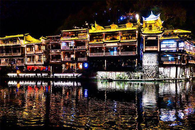 如何做景区文旅夜游亮化才能吸引更多的游客?(图3)
