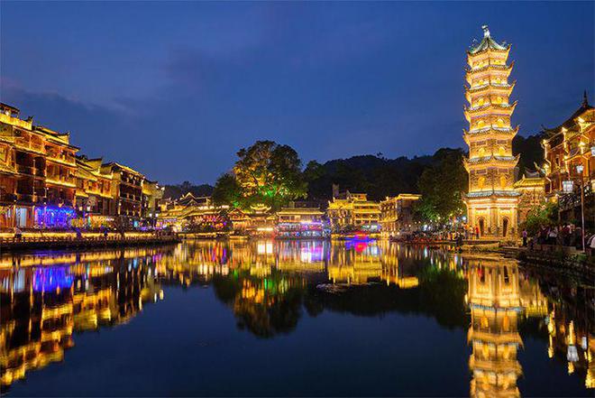 如何做景区文旅夜游亮化才能吸引更多的游客?(图4)