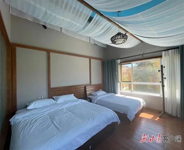 甘肃这kaiyun网站些建在风景里民宿带你体验向往的生活!(图8)