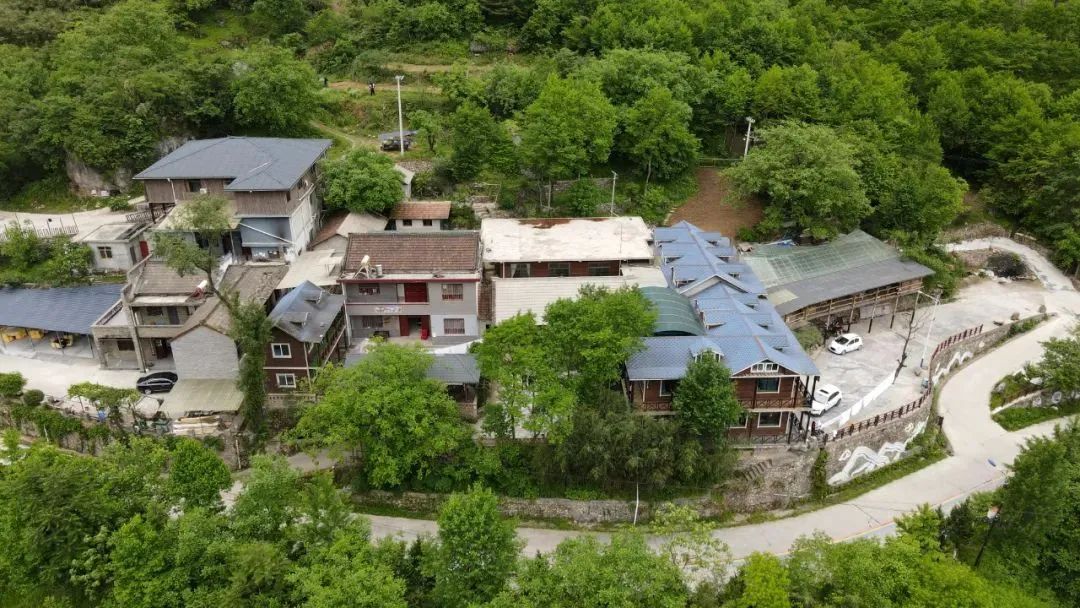 甘肃这kaiyun网站些建在风景里民宿带你体验向往的生活!(图12)