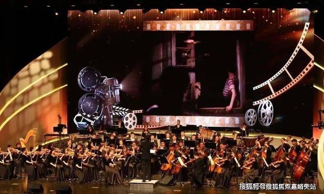 KAIYUN网页 开云com上海临港上实听海官方网站丨上实听海欢迎您|103片区一线海景房(图9)