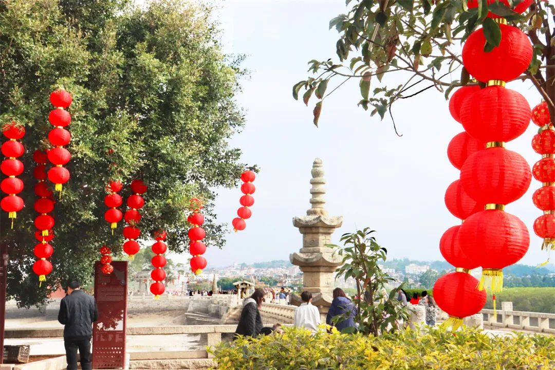 造氛围 迎新春!洛江“年味”藏不住啦KAIYUN网页 开云com(图1)
