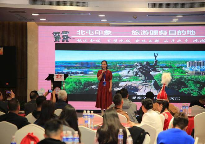 kaiyun开云网站 Kaiyun开云新疆“国道故事”旅游推介会亮相合肥 展示多元文化和自然景观(图9)