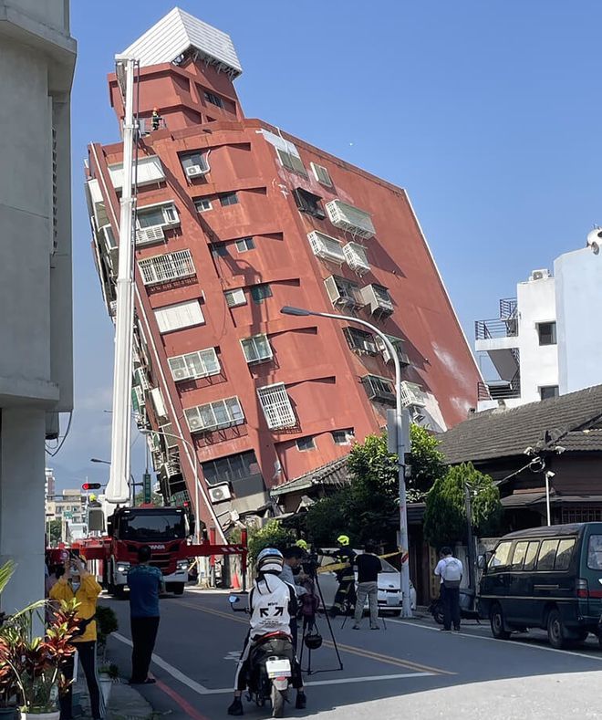 花莲震后kaiyun网站12小时:接连的余震、崩塌的景点和扩散的影响面(图5)