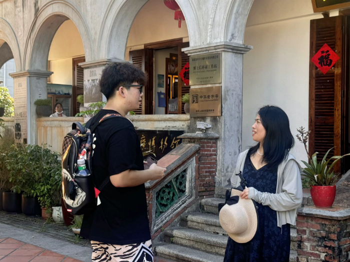 开云kaiyun官方网站厦门大学嘉庚学院“圆洲行动队”探寻圆洲语言景观传唱鹭岛文化之音(图3)
